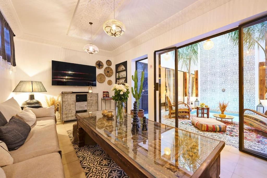 Riad Miloud En Exclusivite 10 P Au Coeur De La Medina Marrakesh Exterior photo